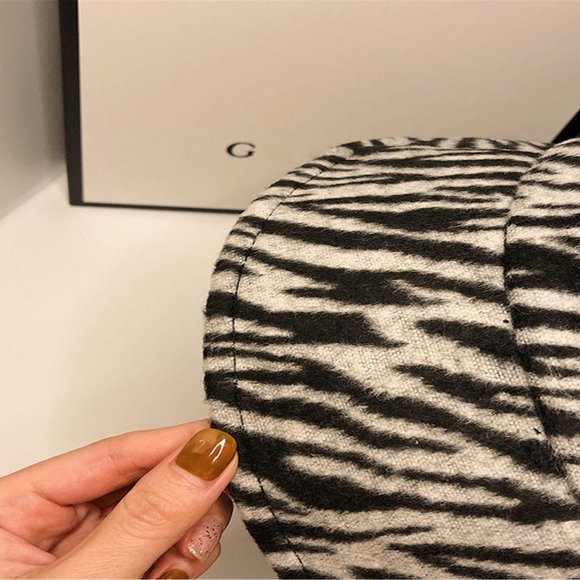 Fashion zebra-stripe Bucket Hats main image 5